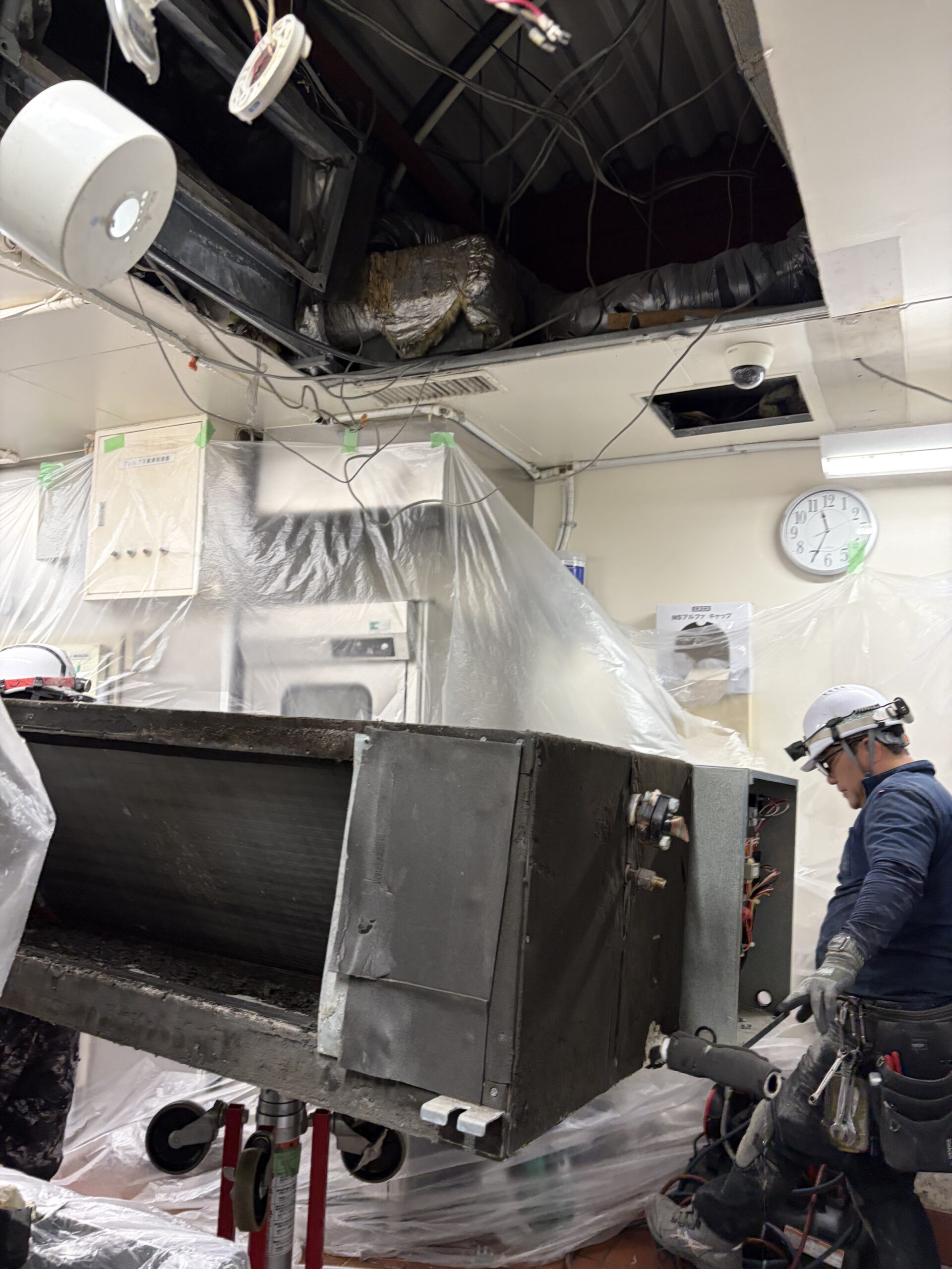 業務用エアコンの修理費用相場早見表【2026年版】